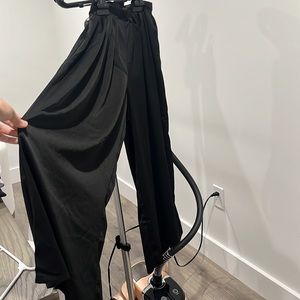 Black plazo pants